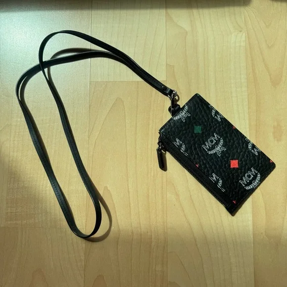 MCM Aren Black Card Holder with Strap - Picture 2 of 7